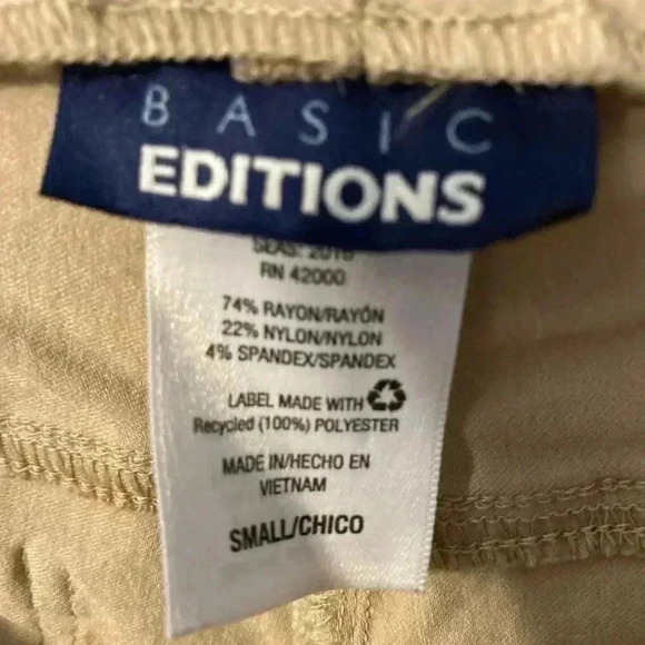 Women’s Khaki Stretch‎ Chino Shorts Size Small - Picture 2 of 6